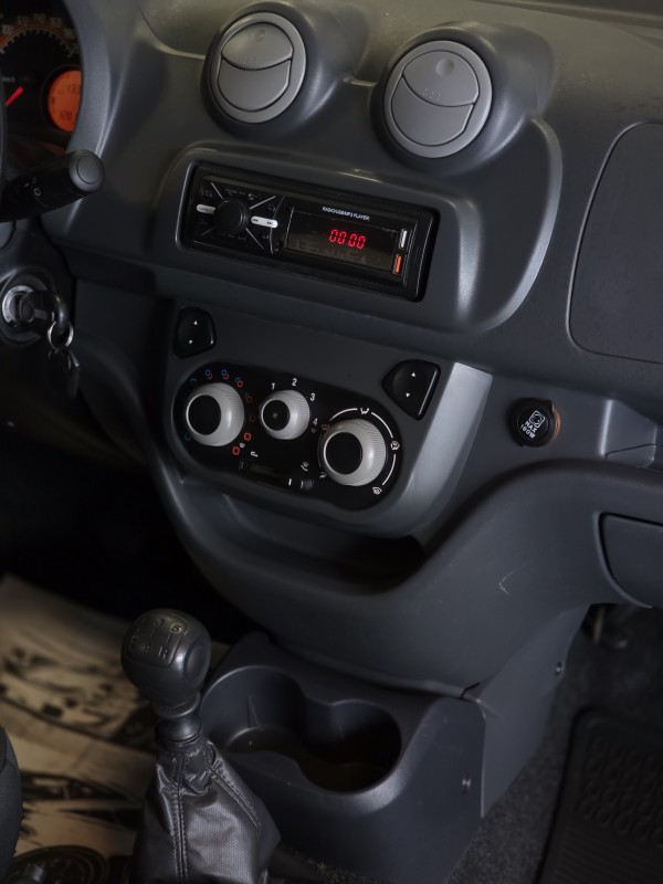 UNO 1.0 EVO VIVACE 8V FLEX 4P MANUAL - 2012 - CAXIAS DO SUL