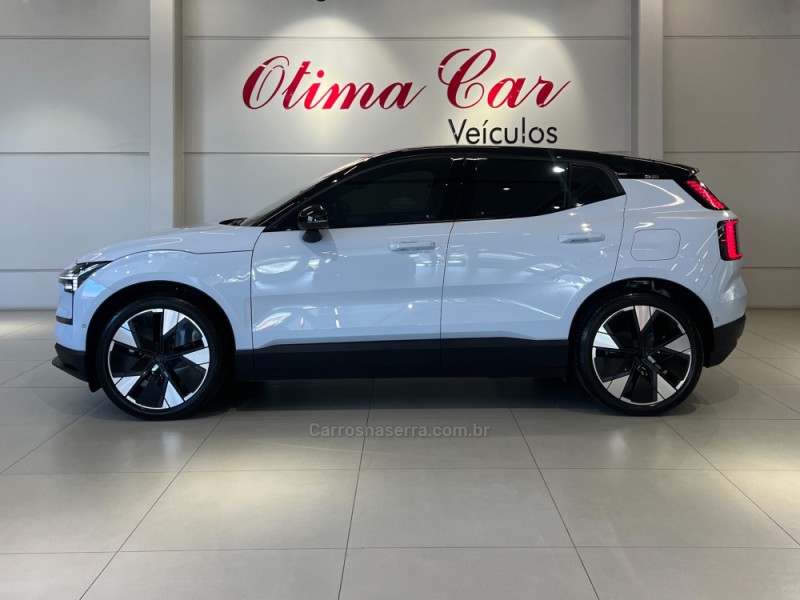 EX30 ULTRA EXTENDED RANGE - 2024 - FLORES DA CUNHA