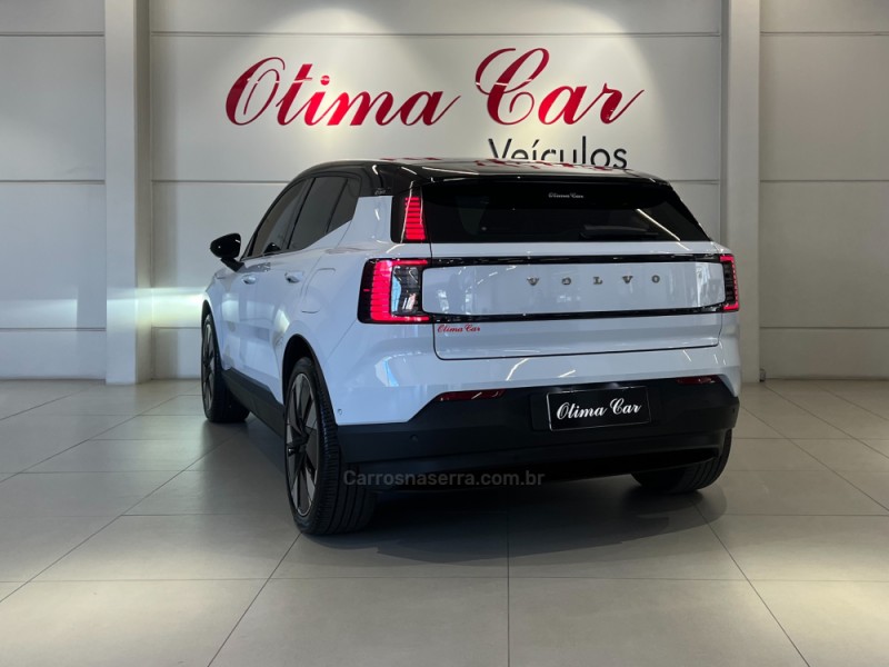 EX30 ULTRA EXTENDED RANGE - 2024 - FLORES DA CUNHA