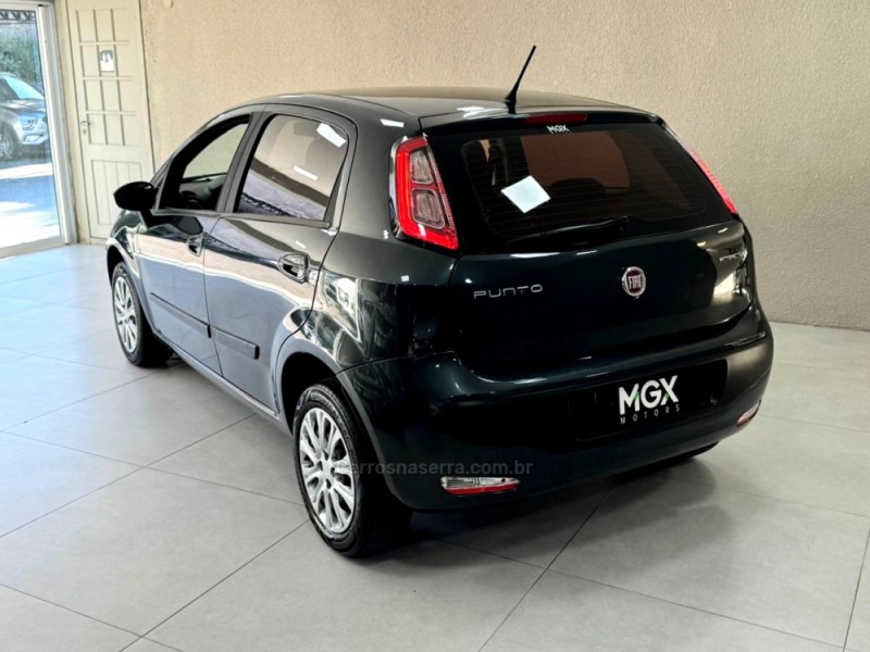 PUNTO 1.4 ATTRACTIVE 8V FLEX 4P MANUAL - 2013 - PORTO ALEGRE