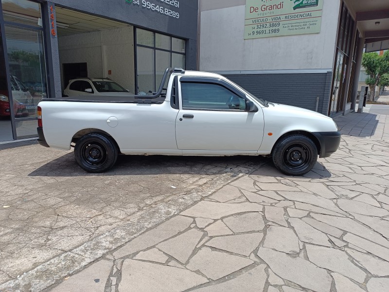 COURIER 1.6 L 8V FLEX MANUAL - 2011 - FLORES DA CUNHA