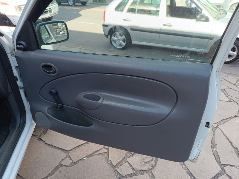 COURIER 1.6 L 8V FLEX MANUAL - 2011 - FLORES DA CUNHA