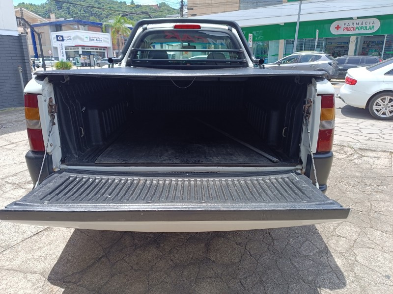 COURIER 1.6 L 8V FLEX MANUAL - 2011 - FLORES DA CUNHA