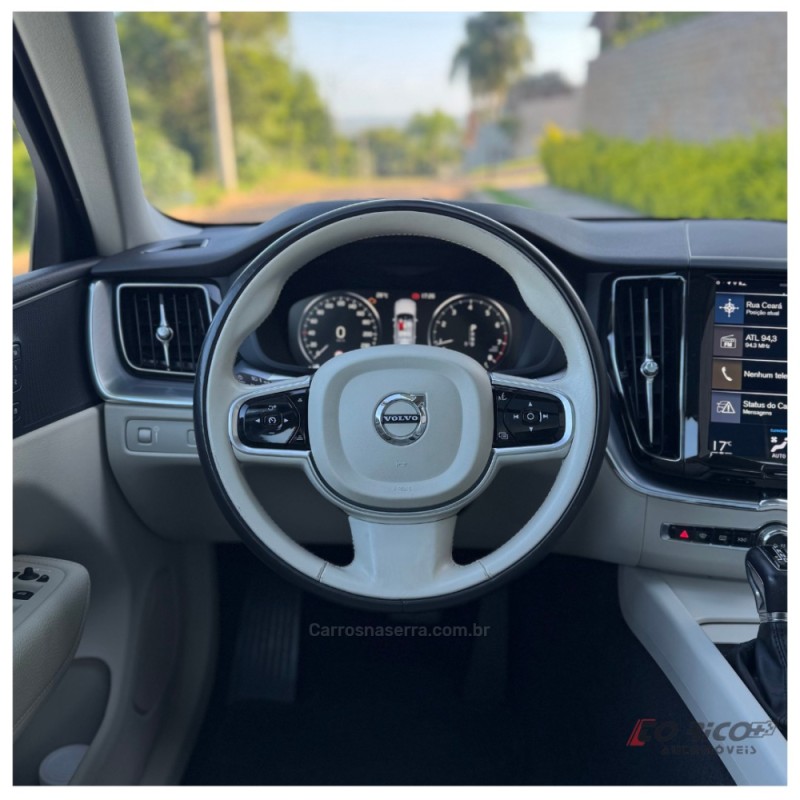 XC60 2.0 T5 MOMENTUM GASOLINA 4P AUTOMÁTICO - 2019 - CAMPO BOM