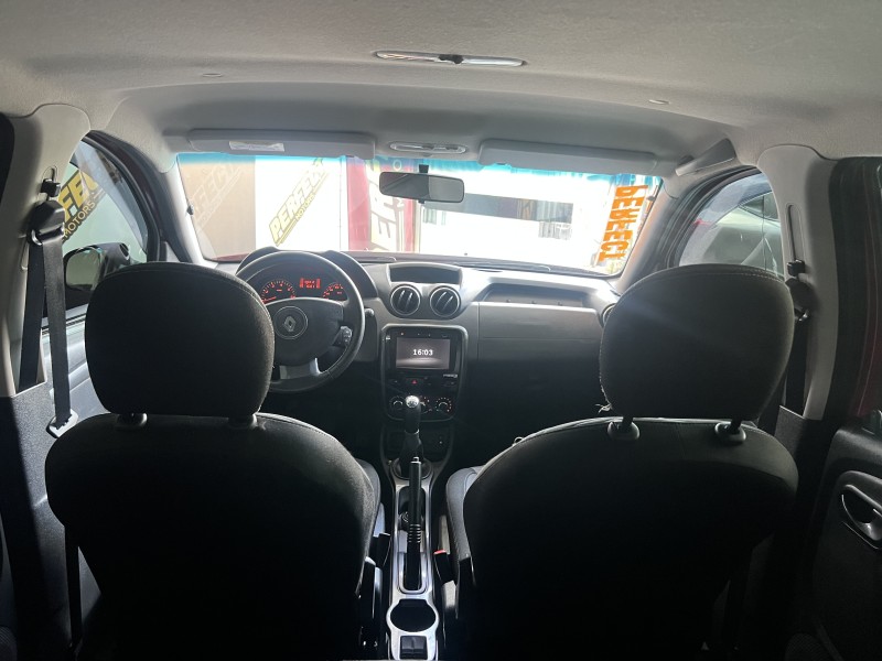 DUSTER 1.6 DYNAMIQUE 4X2 16V FLEX 4P MANUAL - 2015 - PORTãO
