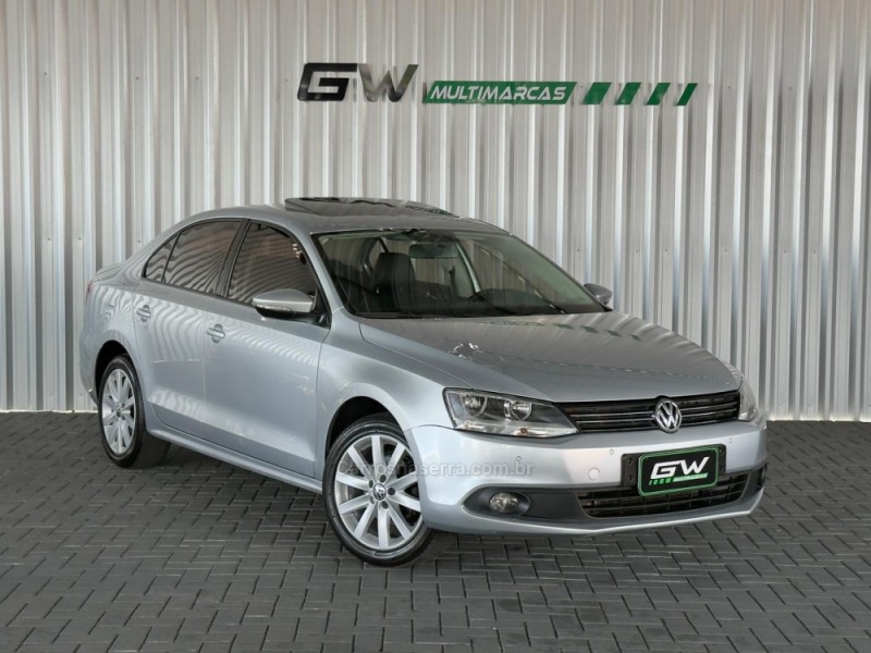 JETTA 2.0 COMFORTLINE FLEX 4P TIPTRONIC - 2014 - CAXIAS DO SUL