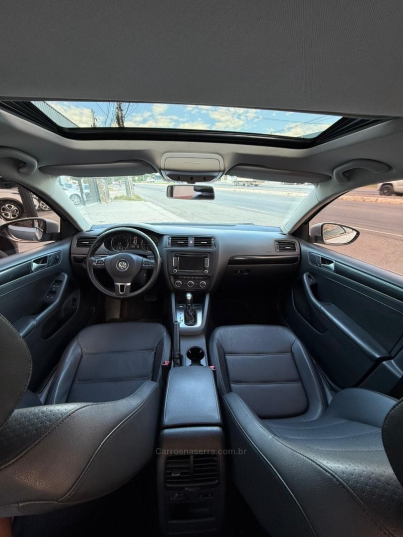 JETTA 2.0 COMFORTLINE FLEX 4P TIPTRONIC - 2014 - CAXIAS DO SUL