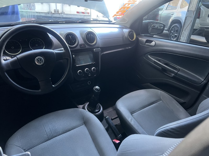 VOYAGE 1.0 MI CITY 8V FLEX 4P MANUAL - 2013 - PORTãO