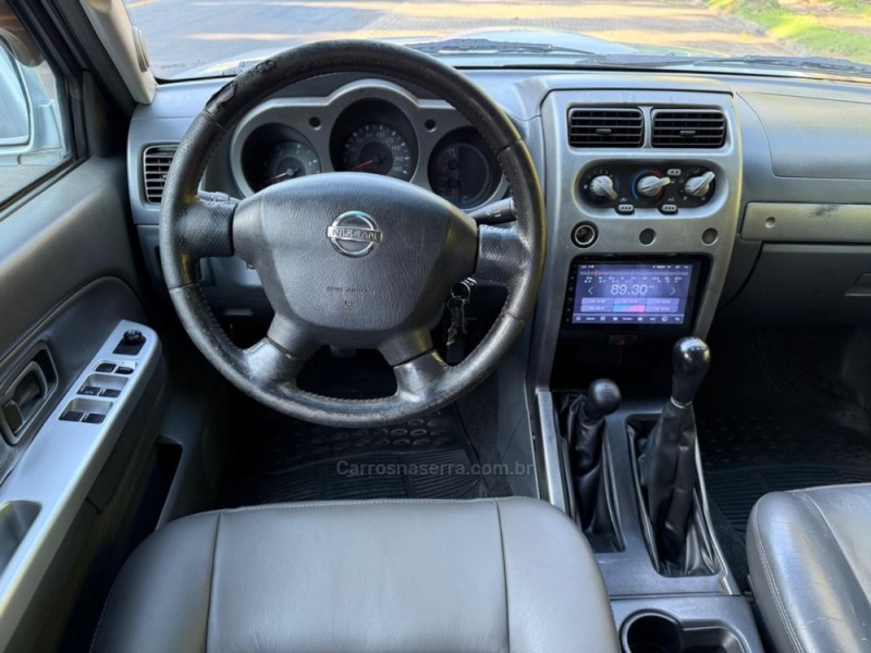 FRONTIER 2.8 SE 4X4 CD TURBO DIESEL 4P MANUAL - 2004 - IVOTI