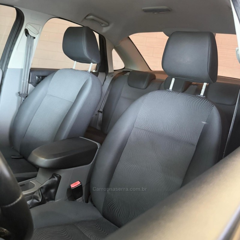 FOCUS 2.0 FC 16V GASOLINA 4P MANUAL - 2013 - NOVO HAMBURGO