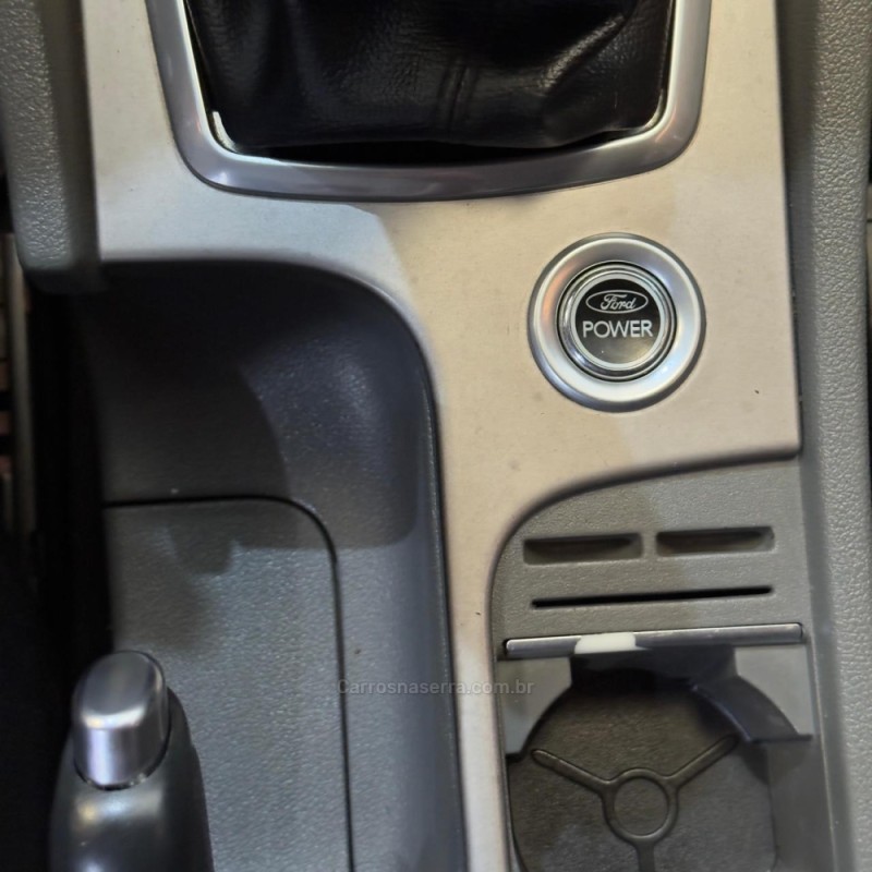 FOCUS 2.0 FC 16V GASOLINA 4P MANUAL - 2013 - NOVO HAMBURGO