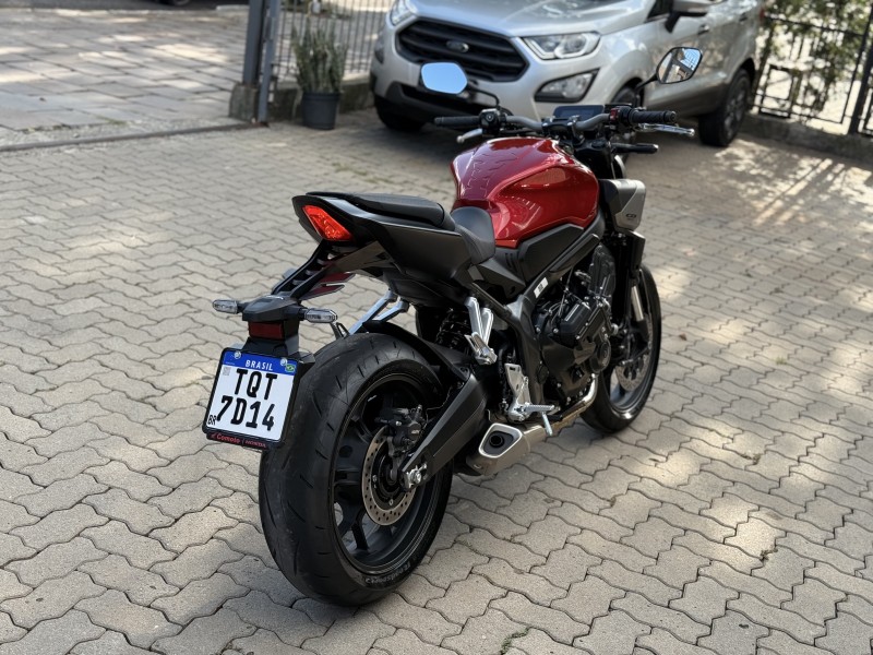 CB 650R E-CLUTCH - 2026 - BENTO GONçALVES