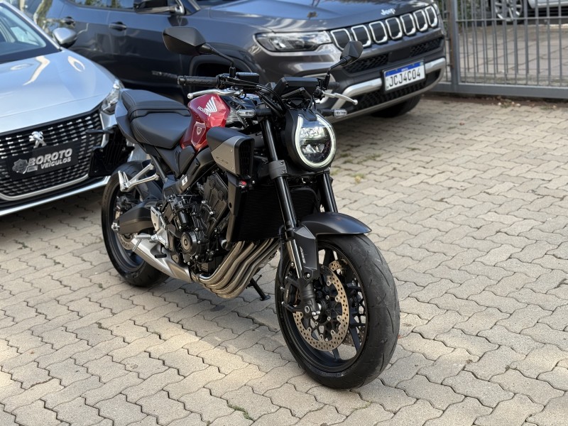 CB 650R E-CLUTCH - 2026 - BENTO GONçALVES