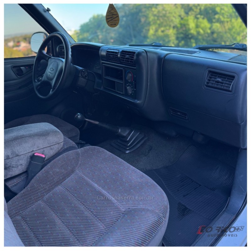 BLAZER 2.2 MPFI DLX 4X2 8V GASOLINA 4P MANUAL - 1999 - CAMPO BOM