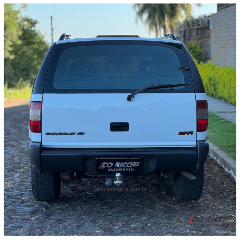 BLAZER 2.2 MPFI DLX 4X2 8V GASOLINA 4P MANUAL - 1999 - CAMPO BOM