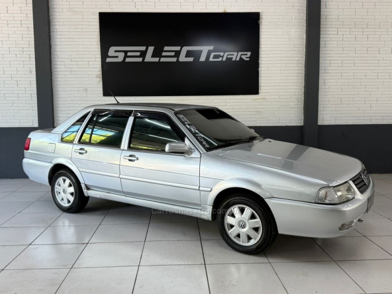 SANTANA 2.0 MI 8V GASOLINA 4P MANUAL - 2002 - NOVO HAMBURGO