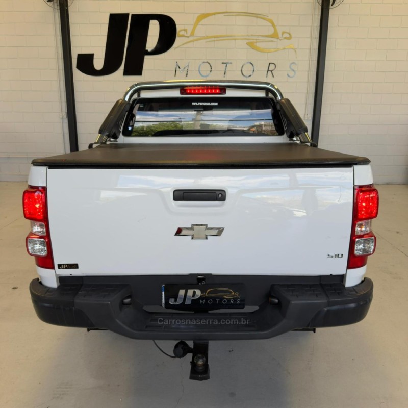 S10 2.4 LS 4X2 CD 8V FLEX 4P MANUAL - 2013 - NOVO HAMBURGO