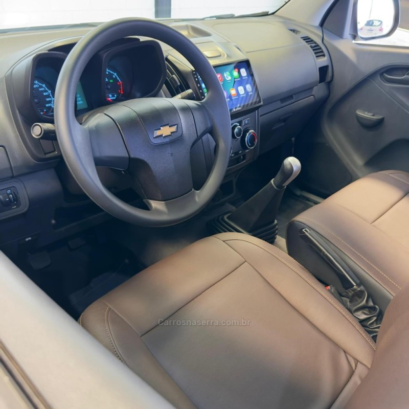 S10 2.4 LS 4X2 CD 8V FLEX 4P MANUAL - 2013 - NOVO HAMBURGO