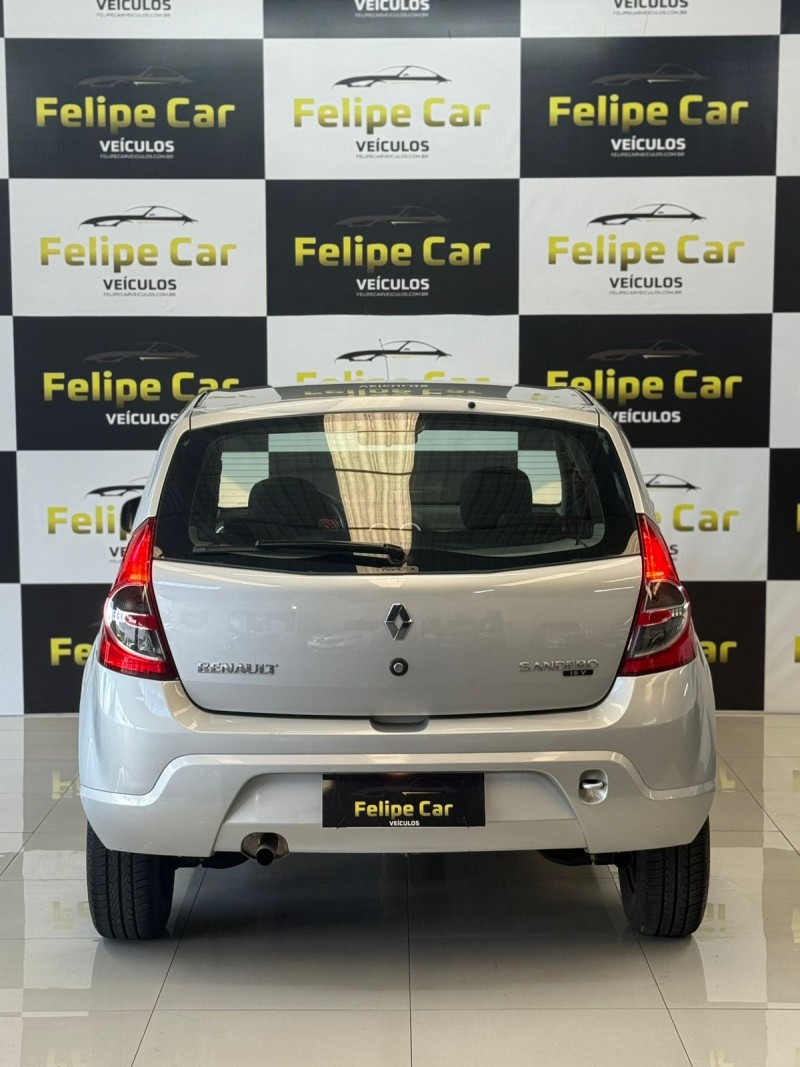 SANDERO 1.0 EXPRESSION 16V FLEX 4P MANUAL - 2011 - CAXIAS DO SUL