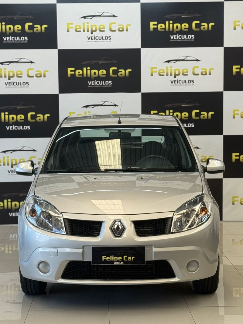 SANDERO 1.0 EXPRESSION 16V FLEX 4P MANUAL - 2011 - CAXIAS DO SUL
