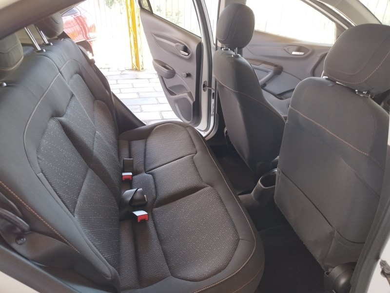 ONIX 1.4 MPFI LT 8V FLEX 4P MANUAL - 2015 - VERANóPOLIS