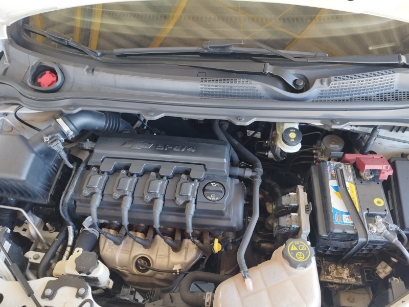 ONIX 1.4 MPFI LT 8V FLEX 4P MANUAL - 2015 - VERANóPOLIS