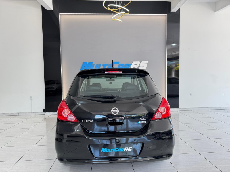 TIIDA 1.8 SL 16V FLEX 4P AUTOMÁTICO - 2013 - ESTâNCIA VELHA