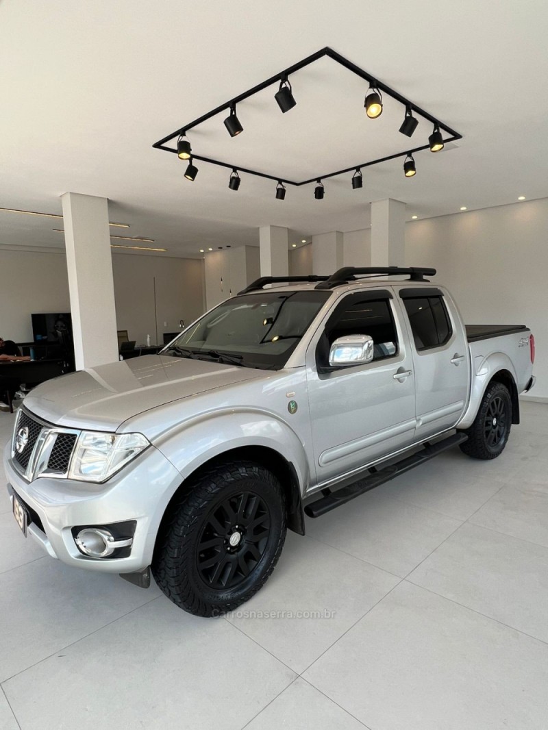 FRONTIER 2.5 SL 10 ANOS 4X4 CD TURBO ELETRONIC DIESEL 4P AUTOMÁTICO - 2013 - CAXIAS DO SUL