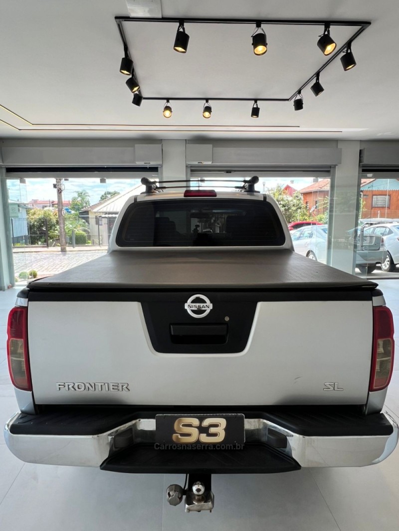FRONTIER 2.5 SL 10 ANOS 4X4 CD TURBO ELETRONIC DIESEL 4P AUTOMÁTICO - 2013 - CAXIAS DO SUL