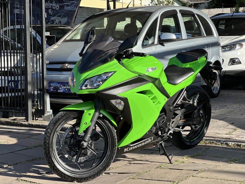 ninja 300  2017 caxias do sul