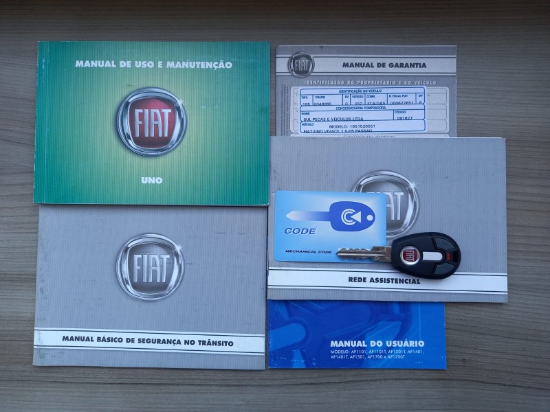 UNO 1.0 EVO VIVACE 8V FLEX 4P MANUAL - 2011 - CAXIAS DO SUL