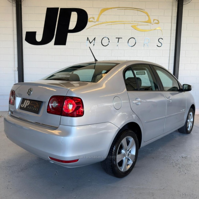 POLO SEDAN 1.6 MI COMFORTLINE 8V FLEX 4P MANUAL - 2014 - NOVO HAMBURGO