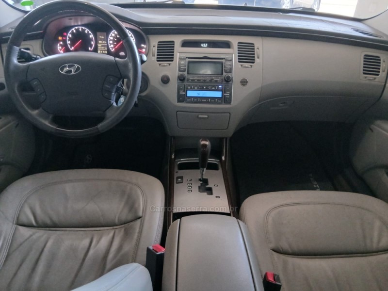 AZERA 3.3 MPFI GLS SEDAN V6 24V GASOLINA 4P AUTOMÁTICO - 2009 - NOVA PETRóPOLIS