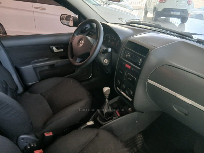 PALIO 1.3 MPI FIRE ELX WEEKEND 8V FLEX 4P MANUAL - 2005 - NOVA PETRóPOLIS