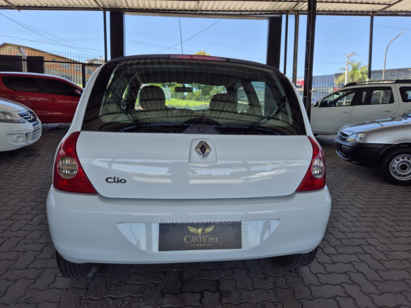 CLIO 1.0 16V FLEX 2P MANUAL - 2011 - CAXIAS DO SUL