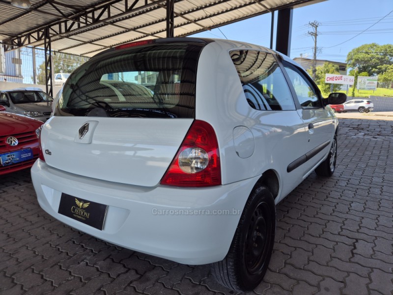 CLIO 1.0 16V FLEX 2P MANUAL - 2011 - CAXIAS DO SUL