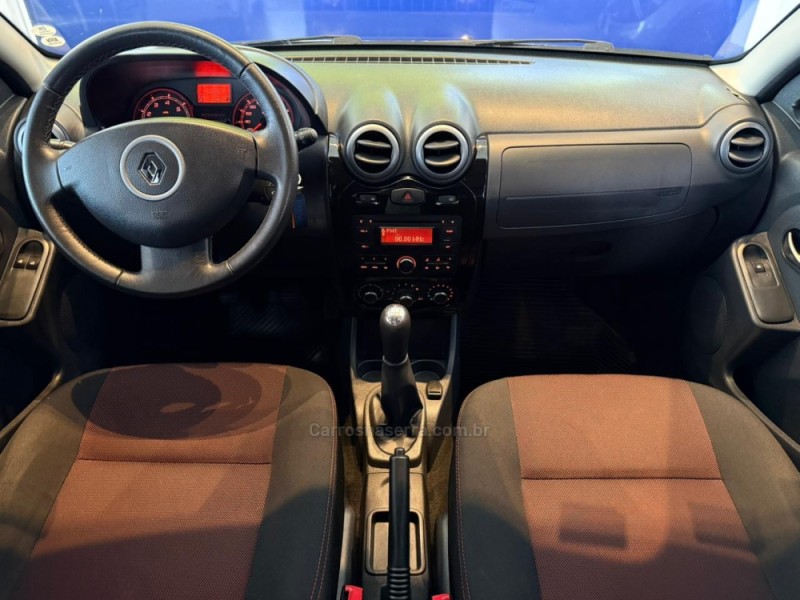 SANDERO 1.6 STEPWAY 16V FLEX 4P MANUAL - 2013 - SãO LEOPOLDO