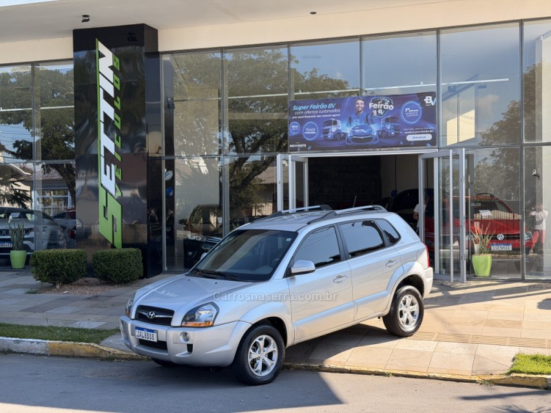 tucson 2.0 mpfi gls 16v 143cv 2wd flex 4p automatico 2016 farroupilha