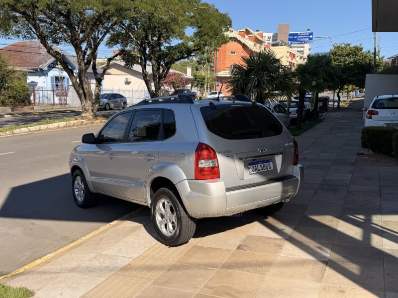 TUCSON 2.0 MPFI GLS 16V 143CV 2WD FLEX 4P AUTOMÁTICO - 2016 - FARROUPILHA