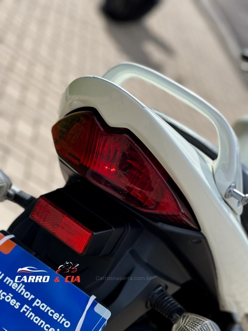 GSX 650 F - 2013 - SANTA CRUZ DO SUL