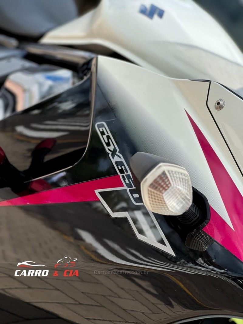 GSX 650 F - 2013 - SANTA CRUZ DO SUL