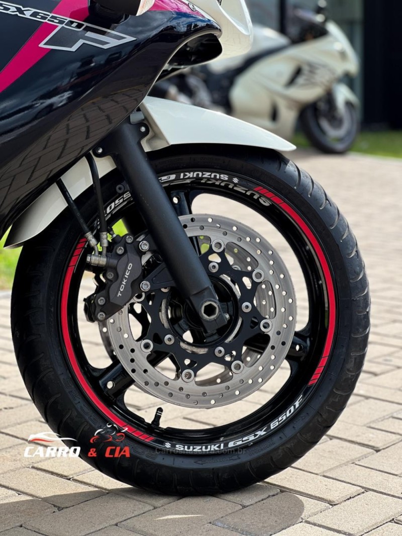 GSX 650 F - 2013 - SANTA CRUZ DO SUL