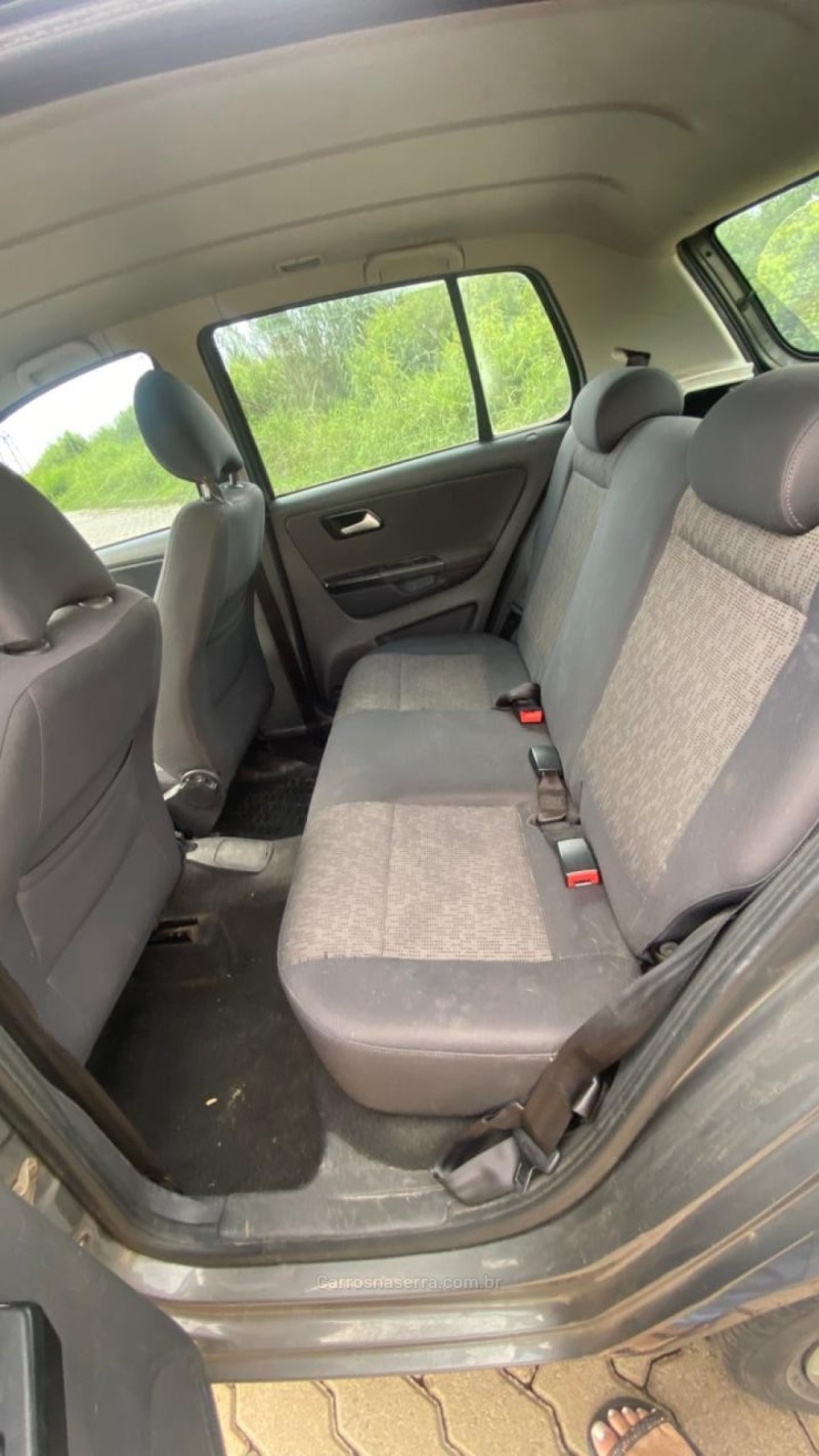 FOX 1.6 MI 8V FLEX 4P MANUAL - 2013 - IVOTI