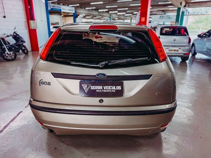 FOCUS 1.6 GLX 16V FLEX 4P MANUAL - 2006 - CAXIAS DO SUL