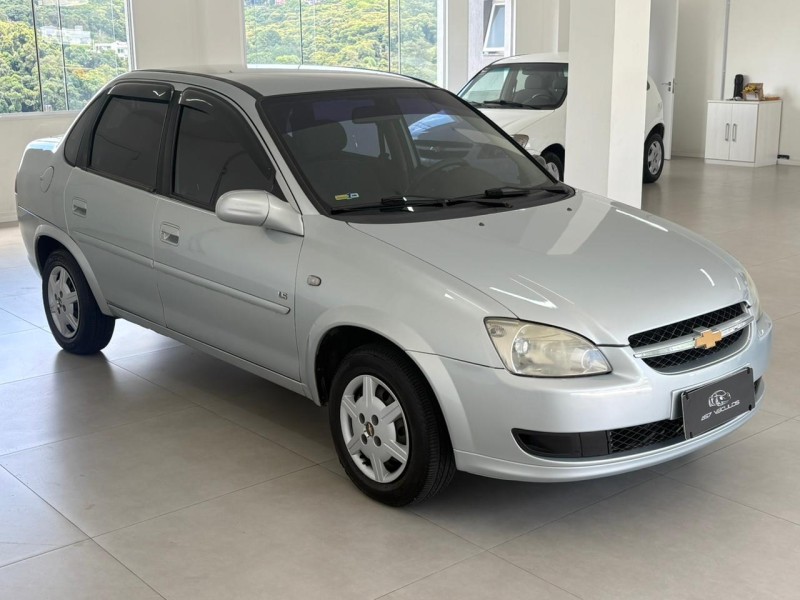 CLASSIC 1.0 VHC LS 8V FLEX 4P MANUAL - 2011 - BENTO GONçALVES
