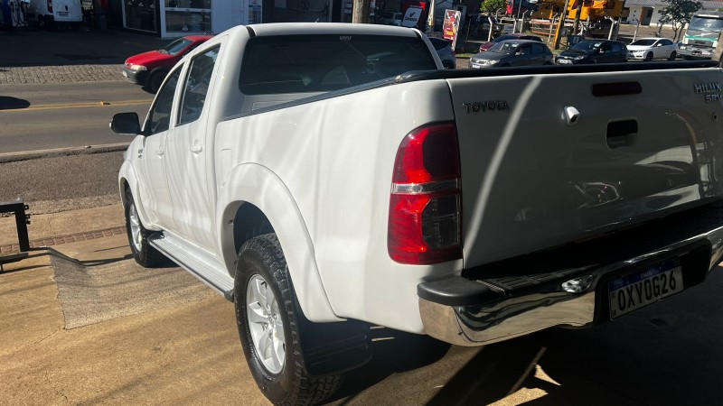HILUX 2.7 SRV 4X2 CD 16V FLEX 4P AUTOMÁTICO - 2015 - VACARIA