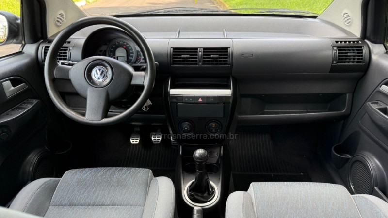 CROSSFOX 1.6 MI FLEX 8V 4P MANUAL - 2005 - DOIS IRMãOS