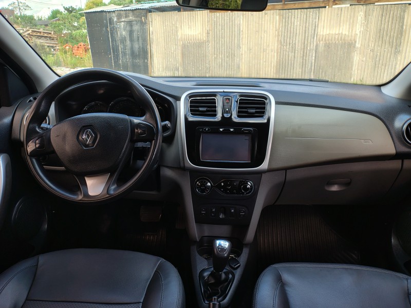 LOGAN 1.6 DYNAMIQUE 8V FLEX 4P AUTOMATIZADO - 2015 - CAXIAS DO SUL