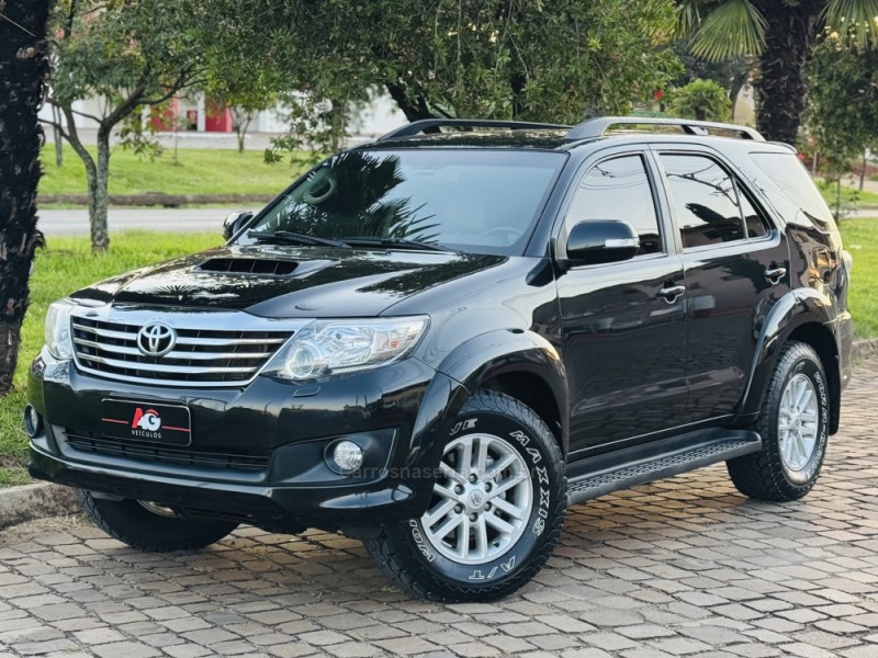 hilux sw4 3.0 srv 4x4 7 lugares 16v turbo intercooler diesel 4p automatico 2014 casca