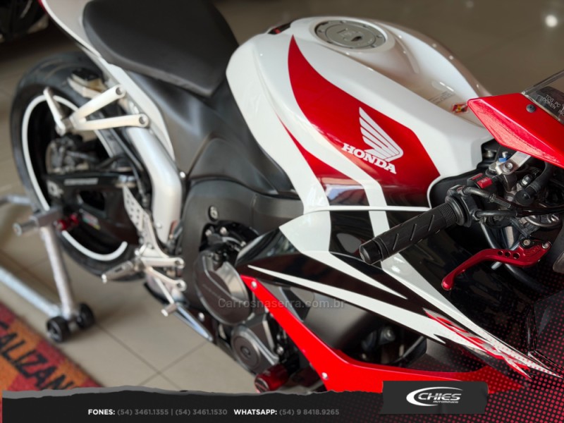 CBR 600RR  - 2008 - CARLOS BARBOSA